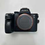 Sony A7iii body. Ideal holatda.