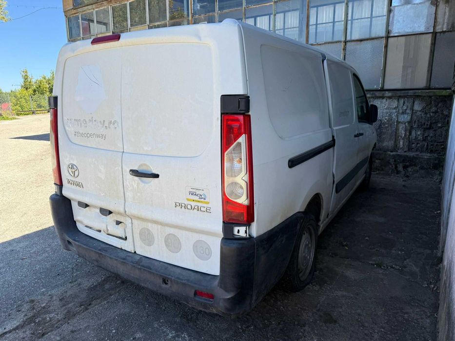 Toyota Proace avariat