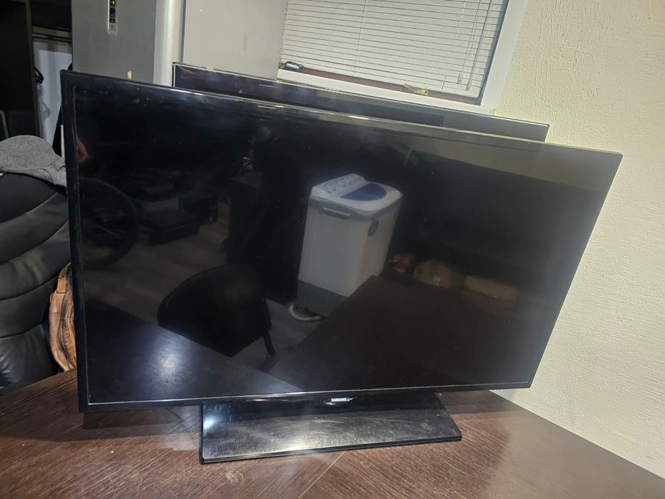 Продам телевизор монитор Samsung lg hisense xiaomi