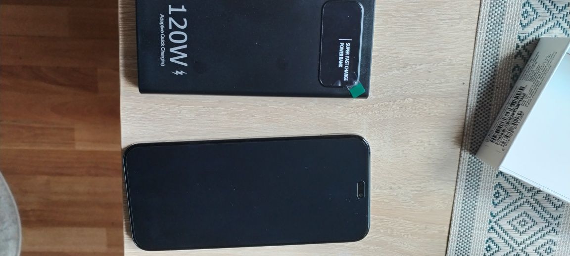 Honor 200 lite cu baterie externa