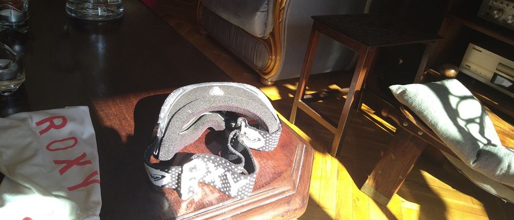 Дамски сноуборд панталон Burton и маска Roxy