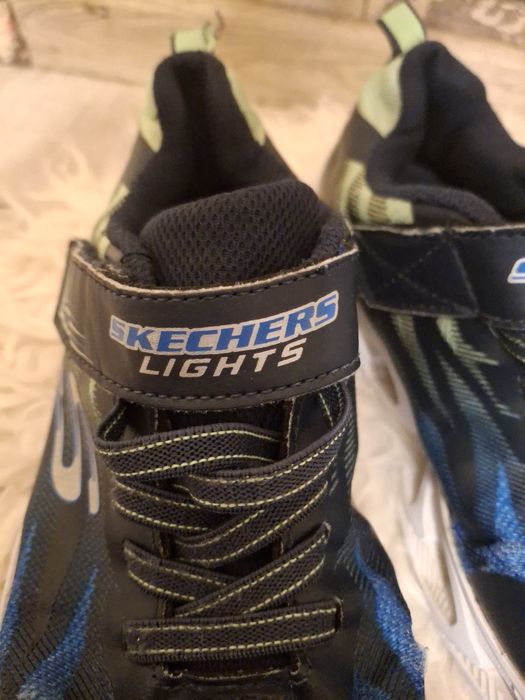 Skechers  marimea 36
