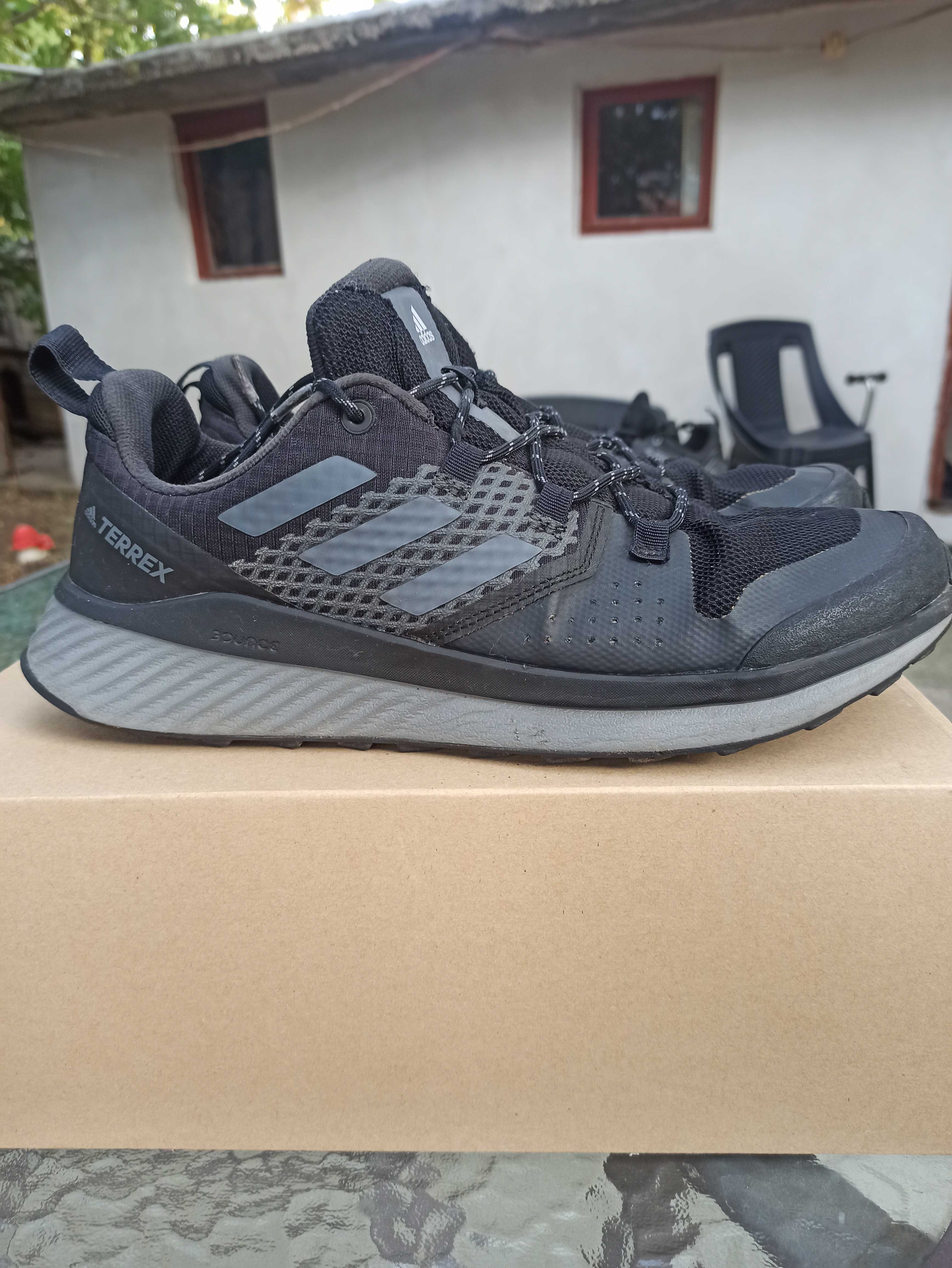 Adidas TERREX 44 Оригинални