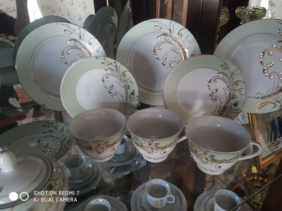 ROYAL Idishlar to'plami