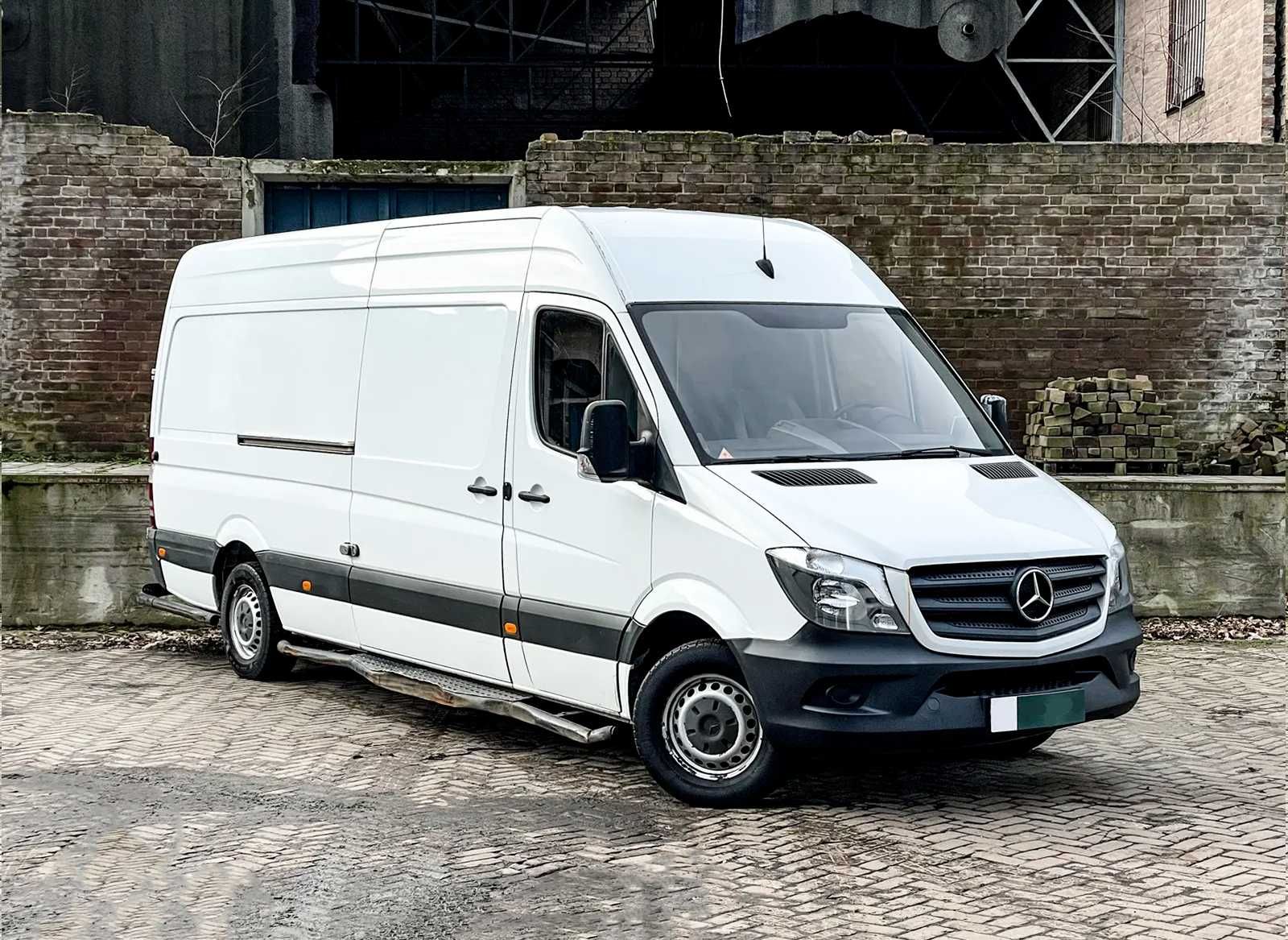 Inchiriez Duba Sprinter Autoutilitara 3.5 T RENT A VAN / PRET MINIM!!!