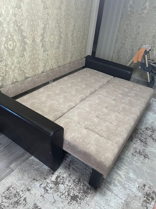 Продам раздвижной диван