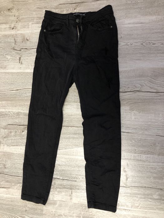 Lot blugi in stare buna