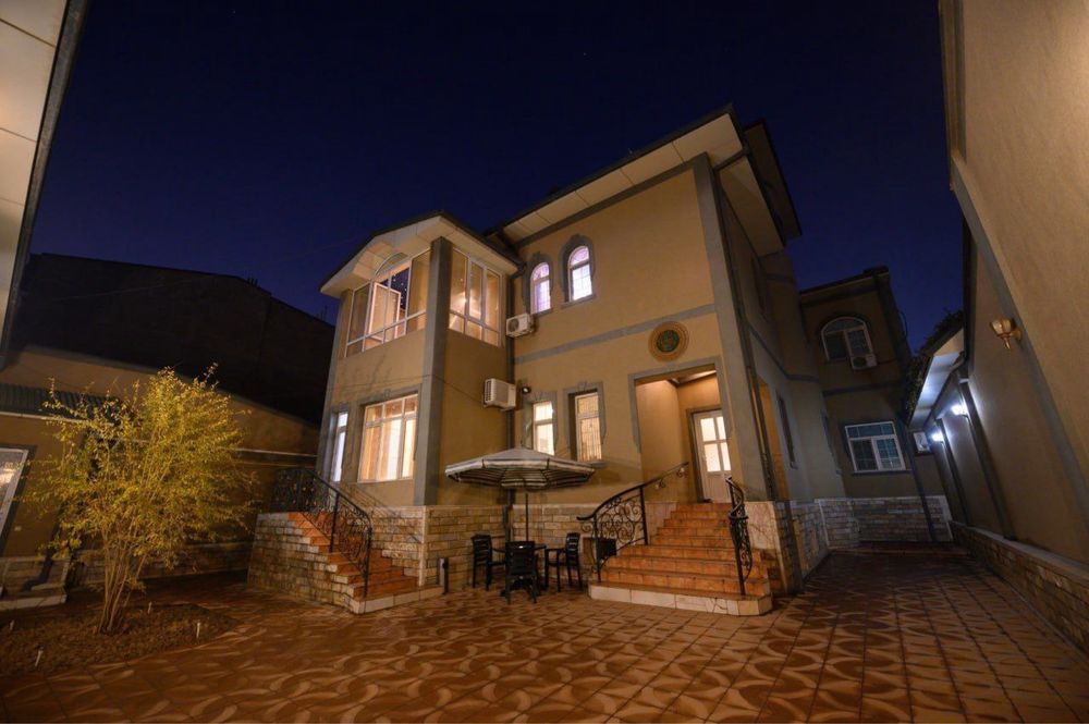 Продаётся 4 уровневый коттедж,Юнус-абад , перекресток Шахристанская!