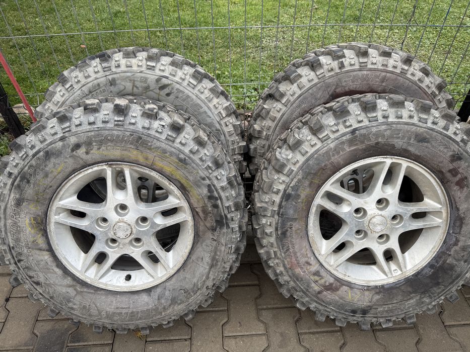 Cauciucuri Jeep Grand cherokee