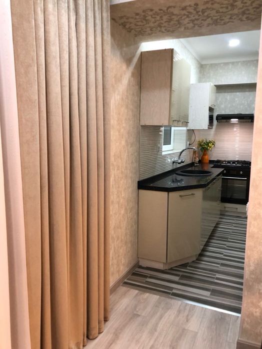 Продаётся 1в2 комнатная. Ц-7, ЦУМ