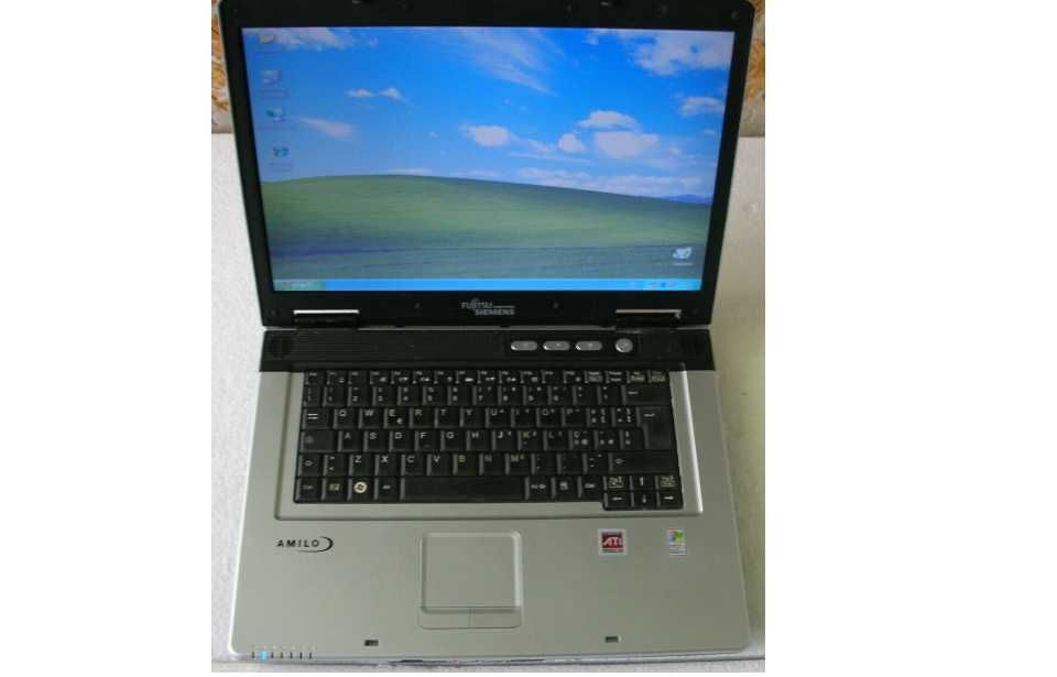 Vand laptop AMILO Fujitsu Siemens