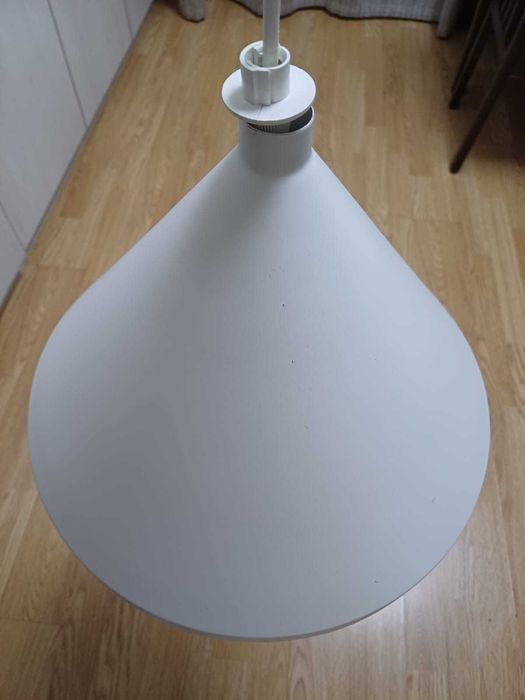 Люстру б/у недорого продам