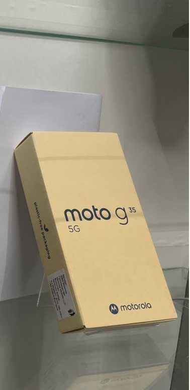 Продавам Moto G35 256GB Midnight Black с 3 години гаранция *ЧИСТО НОВ*