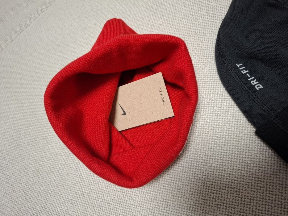 Caciula nike adidas salewa