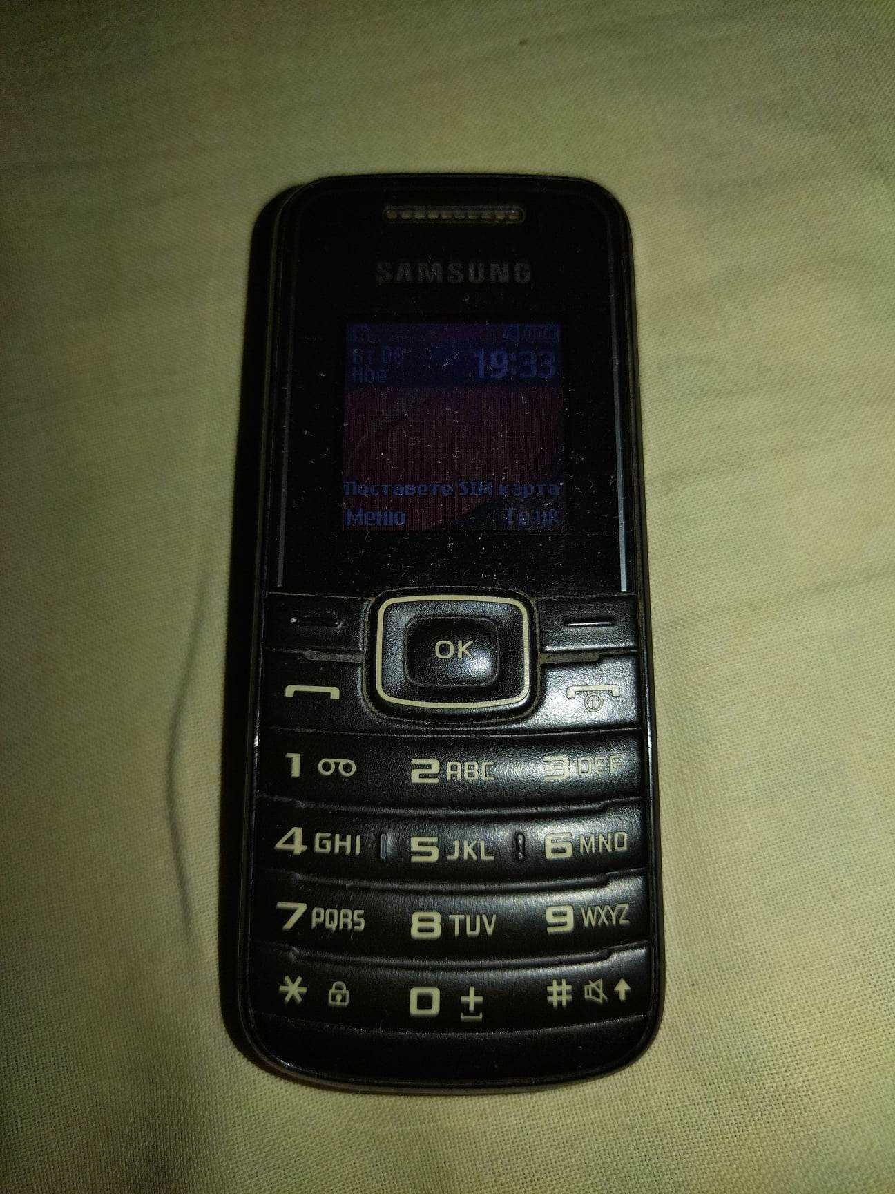 Мобилен телефон Samsung модел GT-E1050 - издръжлива батерия
