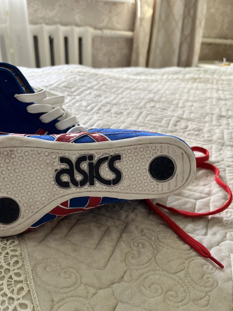 Борцовки новые asics 39р