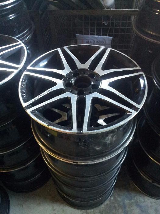 Jante Mercedes C E Class AMG63 18 Zoll cu CAPACE NOI GRATUIT