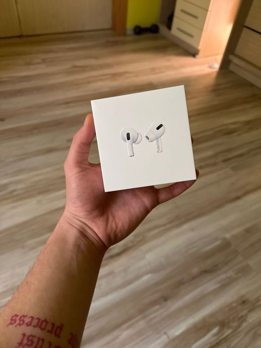 Продавам AirPods Pro 2