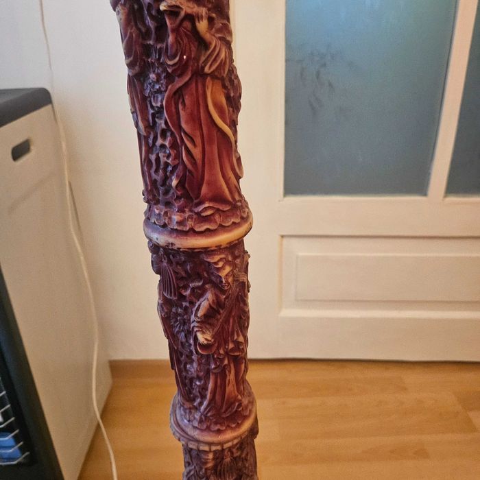 Candelabru antic functional