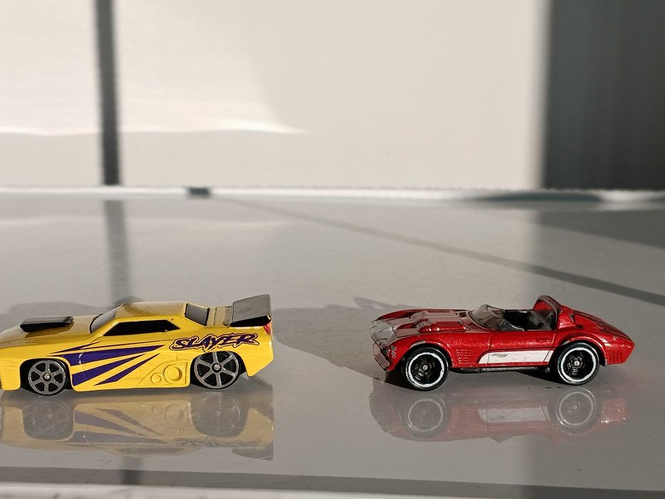 Matchbox , Hot Wheels , Maisto и други .
