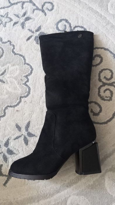 Продам сапоги зимние замшевые