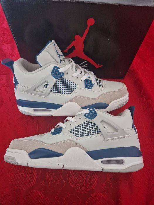 Adidași Jordan Retro patru