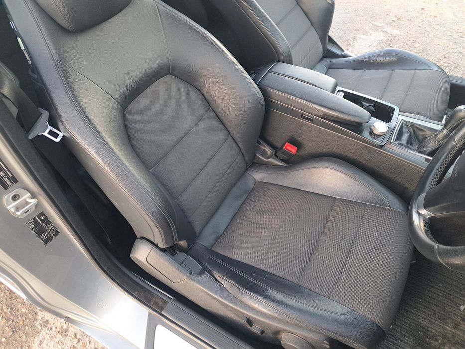 Салон Мерцедес Е класа Ц207 Mercedes C207 E class седалки