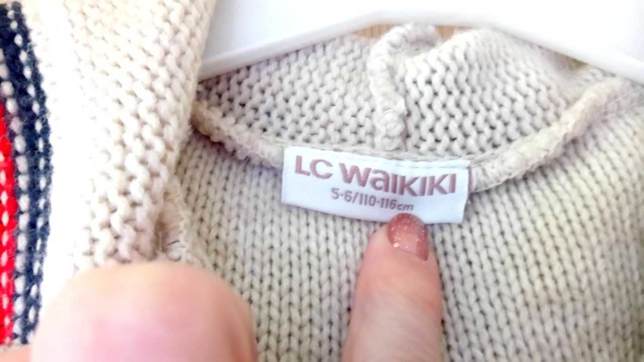 Жилетка с качулка на LC Waikiki за 5-6 г.  116 см