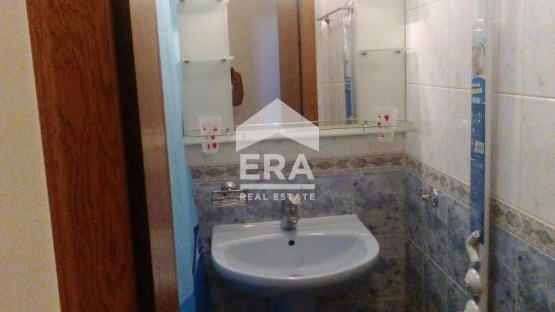 Дава се под наем Тристаен апартамент в Варна, Гръцка махала - 88 кв.м за 665 € - Снимка #5