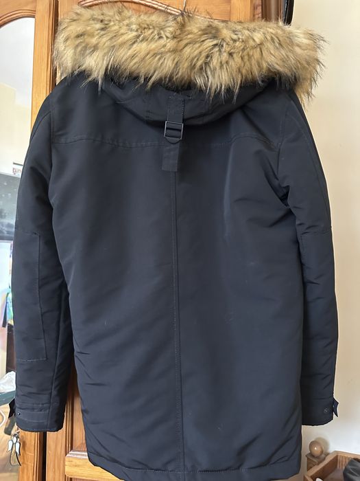 Черна парка ZARA