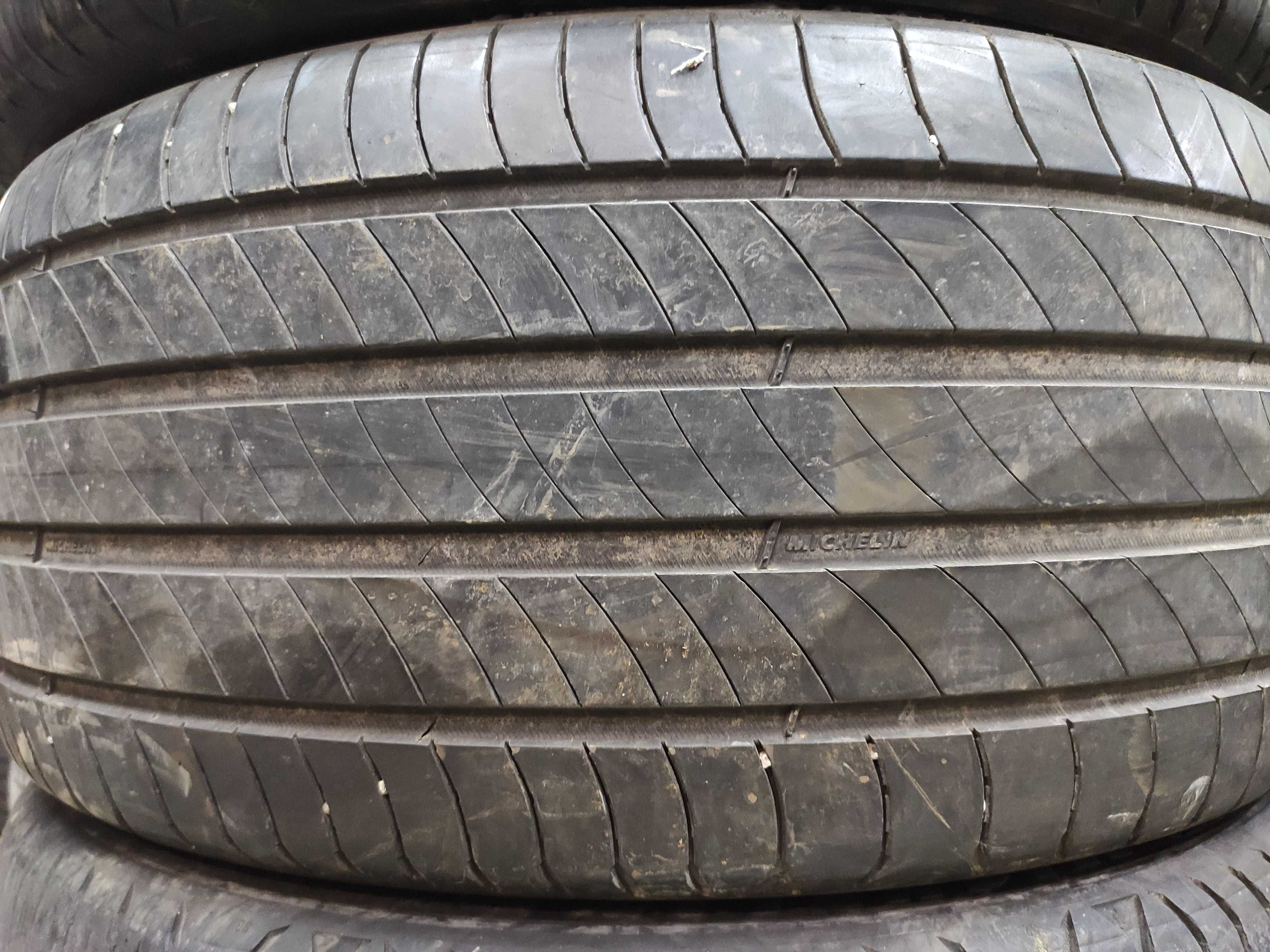 4бр Летни гуми 235 40 18 - Michelin