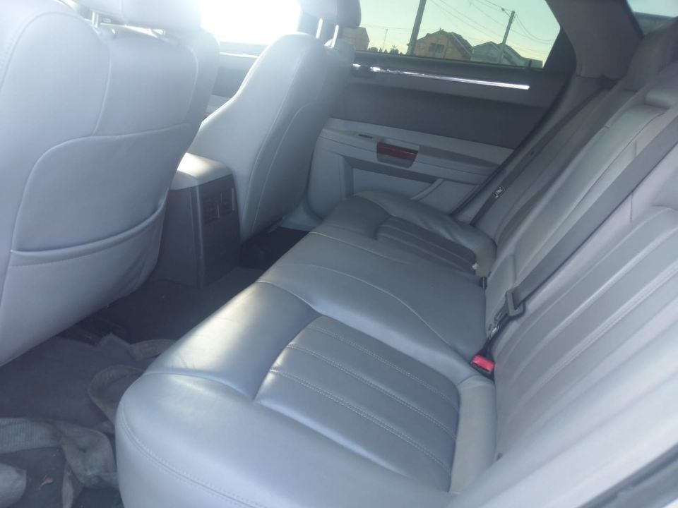 Dezmembrez Dezmembrari piese Chrysler 300c motor 3.0crd v6 211CP om642 combi far xenon bara fata completa cutie de viteze 7g tronic