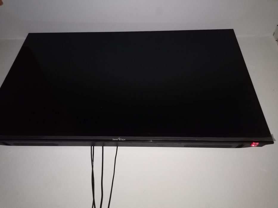 Televizor Smart Tech SMT58F30UV2M1B1, 146 cm, Smart, LED, 4K Ultra HD,