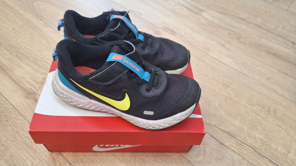 Зимни детски ботуши skeachers, nike air max adidas, crocs