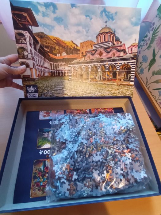 Пъзел 1000 части "Рилски манастир"-чисто нов+ Игра за учене на Англ.ез