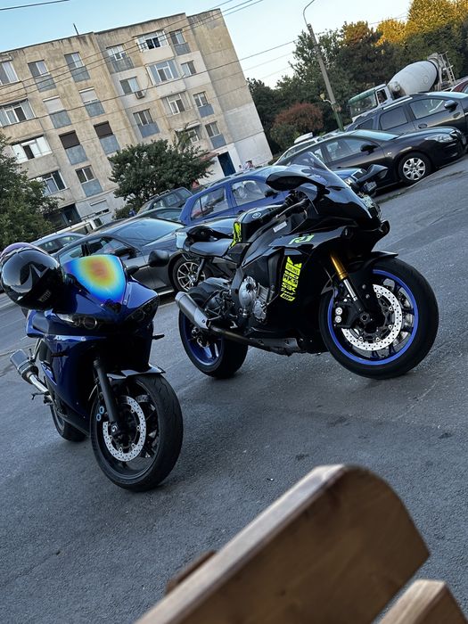 Yamaha R1 RN32 2016