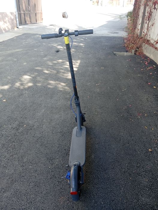 Mi Electric Scooter 3