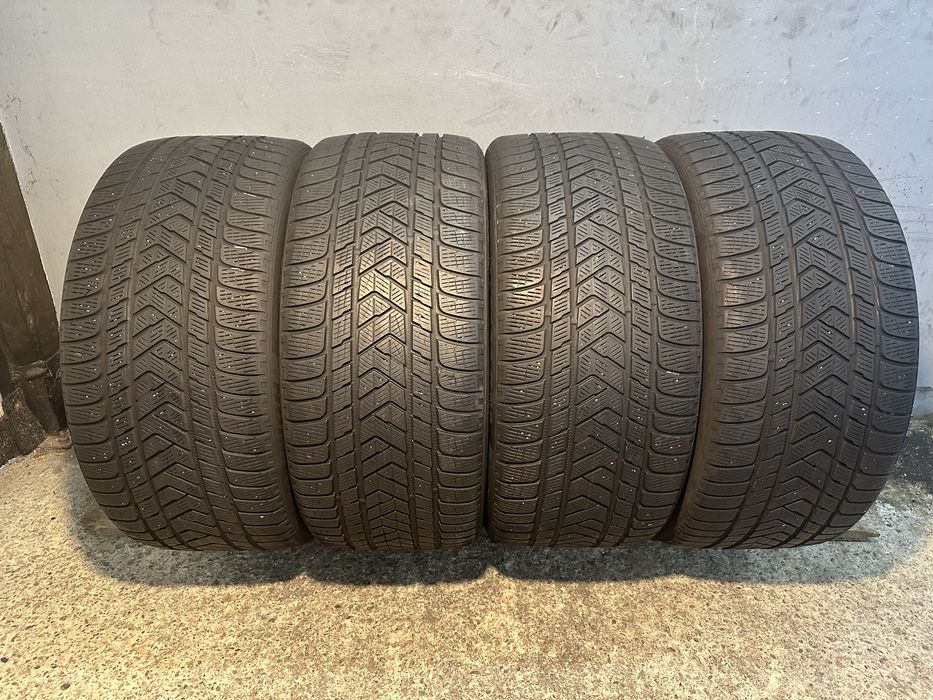 Гуми 275/35/22 PIRELLI Scorpion Winter
