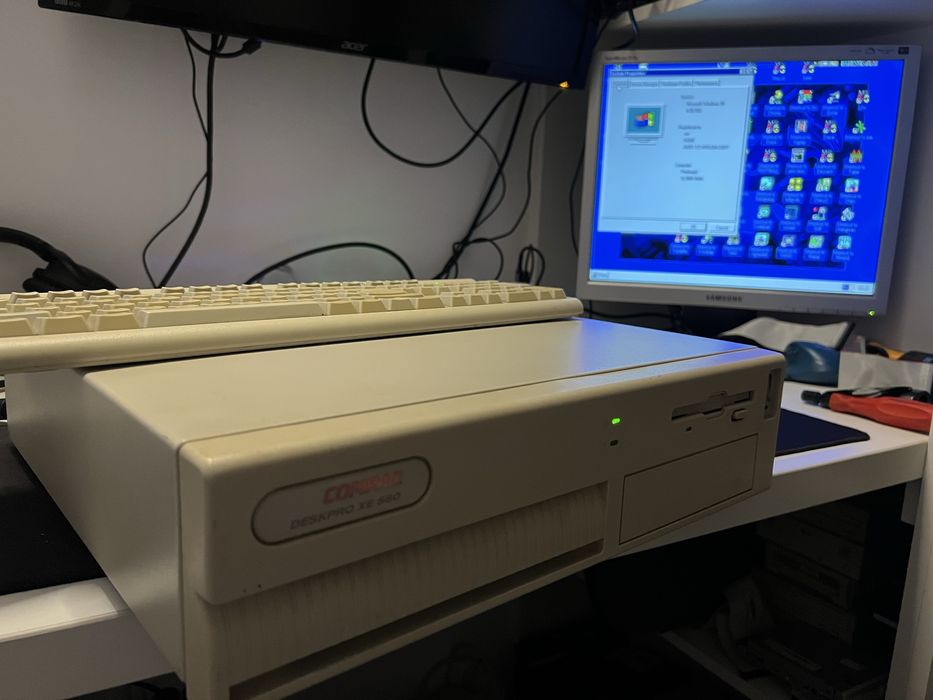 Retro PC Pentium 1 cpu 60 mhz compaq deskpro