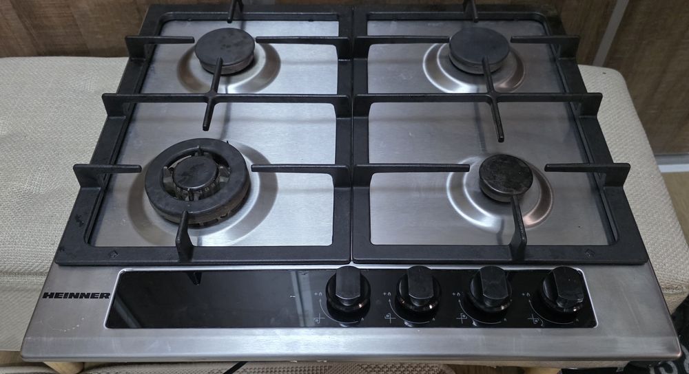 Plita aragaz Heinner