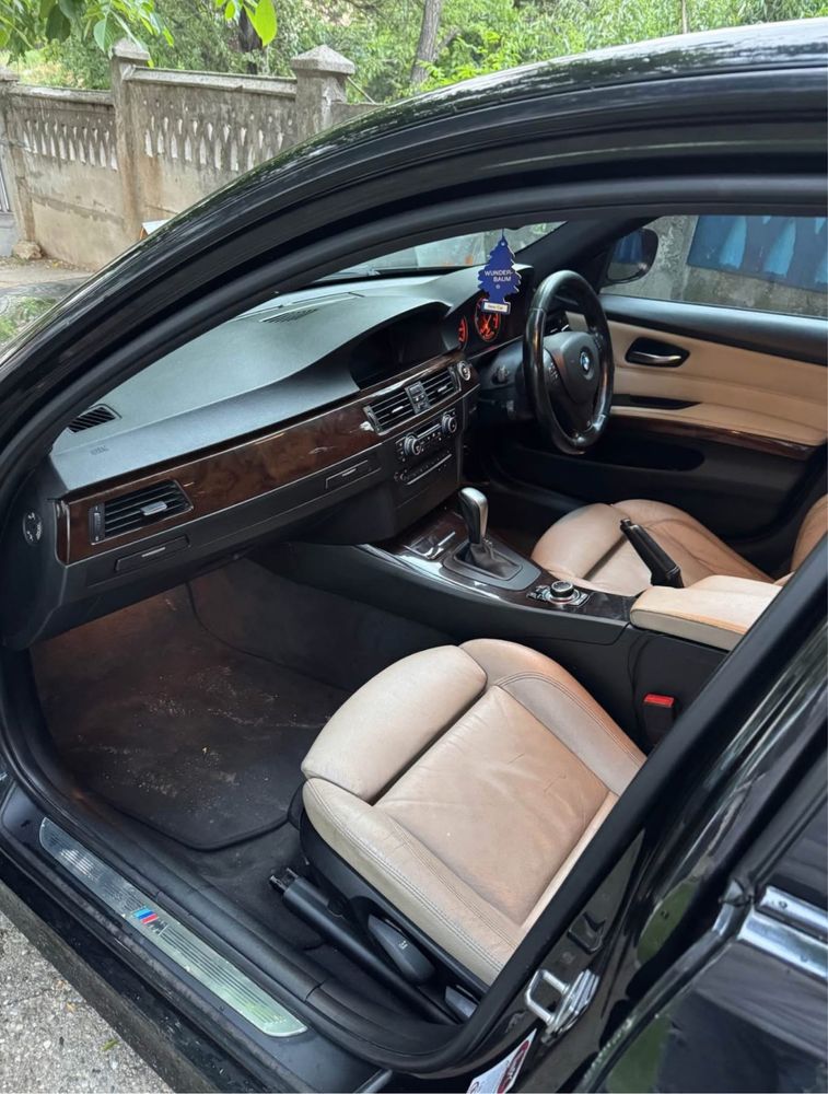 Dezmembrez BMW e90, N57D30A, Black Sapphire Metal