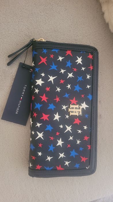 Портфейл tommy hilfiger