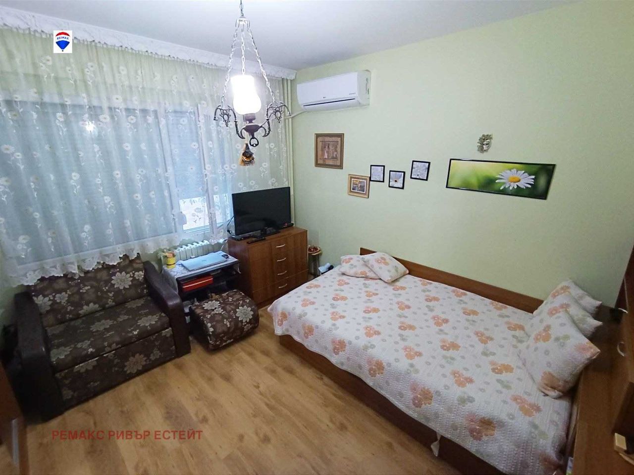 Продава се Четиристаен апартамент в Русе, Възраждане - 100 кв.м за 1289 €/кв.м - Снимка #7