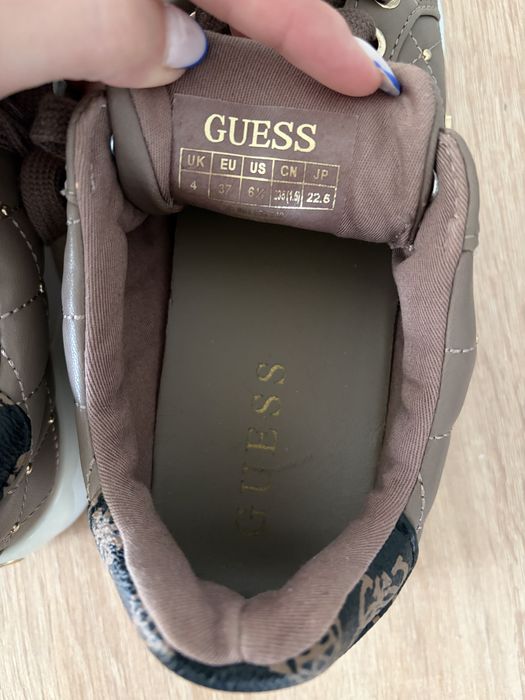 Запазени Обувки