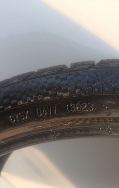 Anvelopa Continental 245/40 R20, 98%    seria