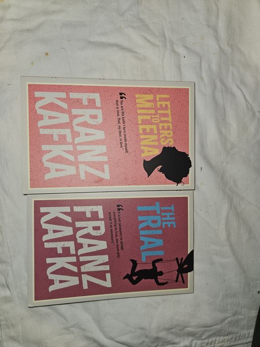 Книги на английски език