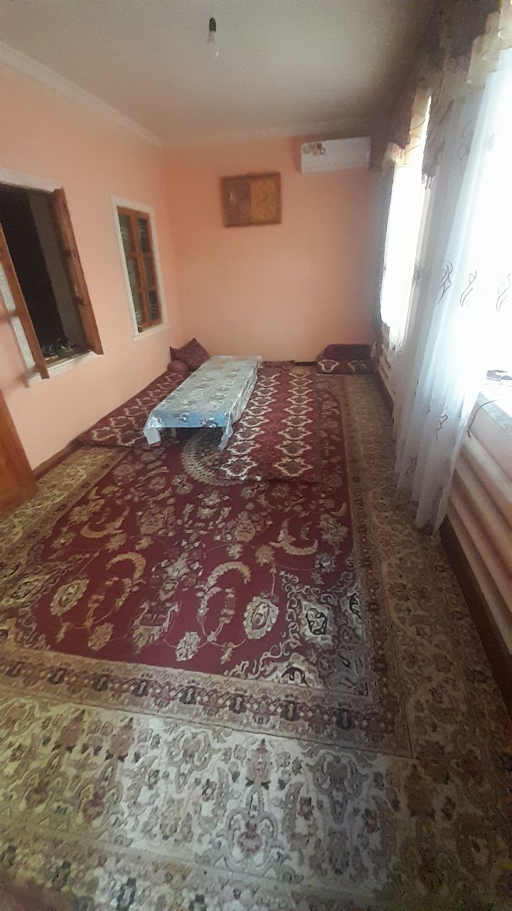 Hovli sotiladi karmana tumani