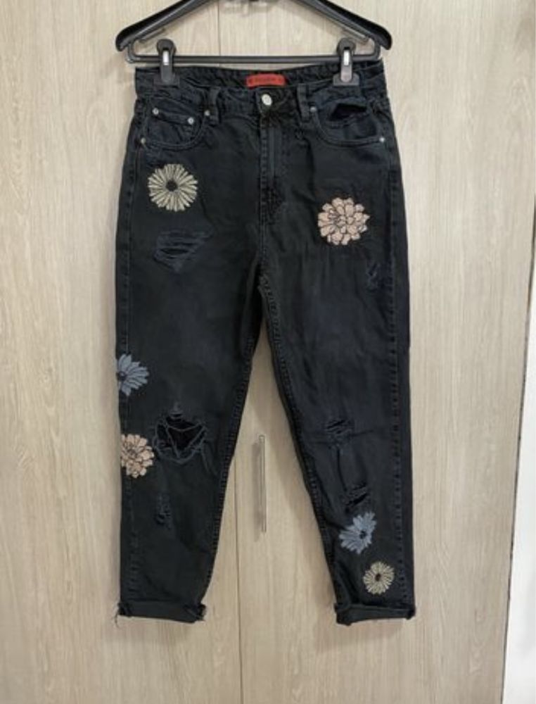 Livrare gratuita blugi / Jeans mom fit Pull&Bear H&M masura 36