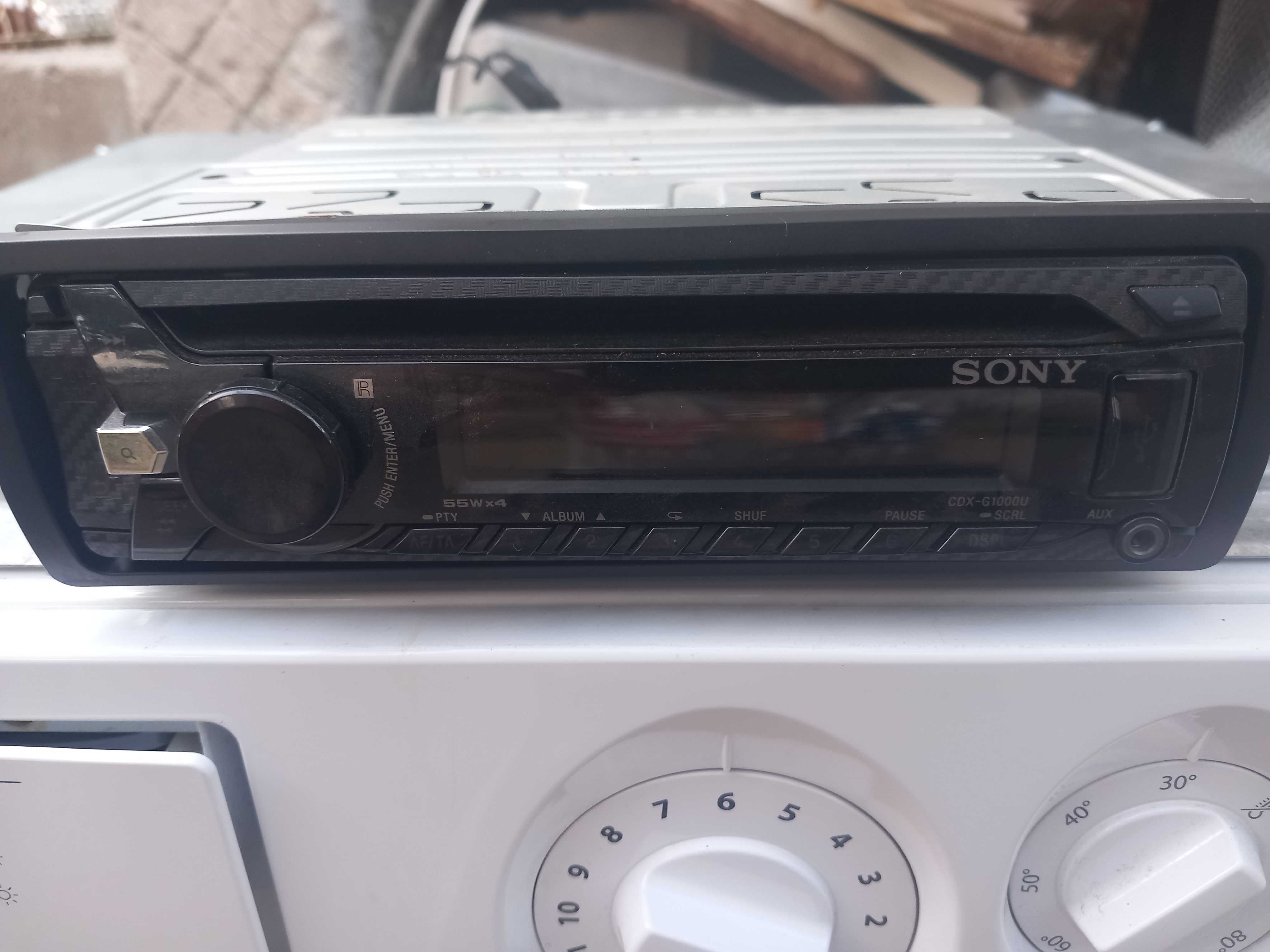 Радио за кола Sony CDX-G1000U.EUR, 4x52W, USB, AUX, Субуфер изход