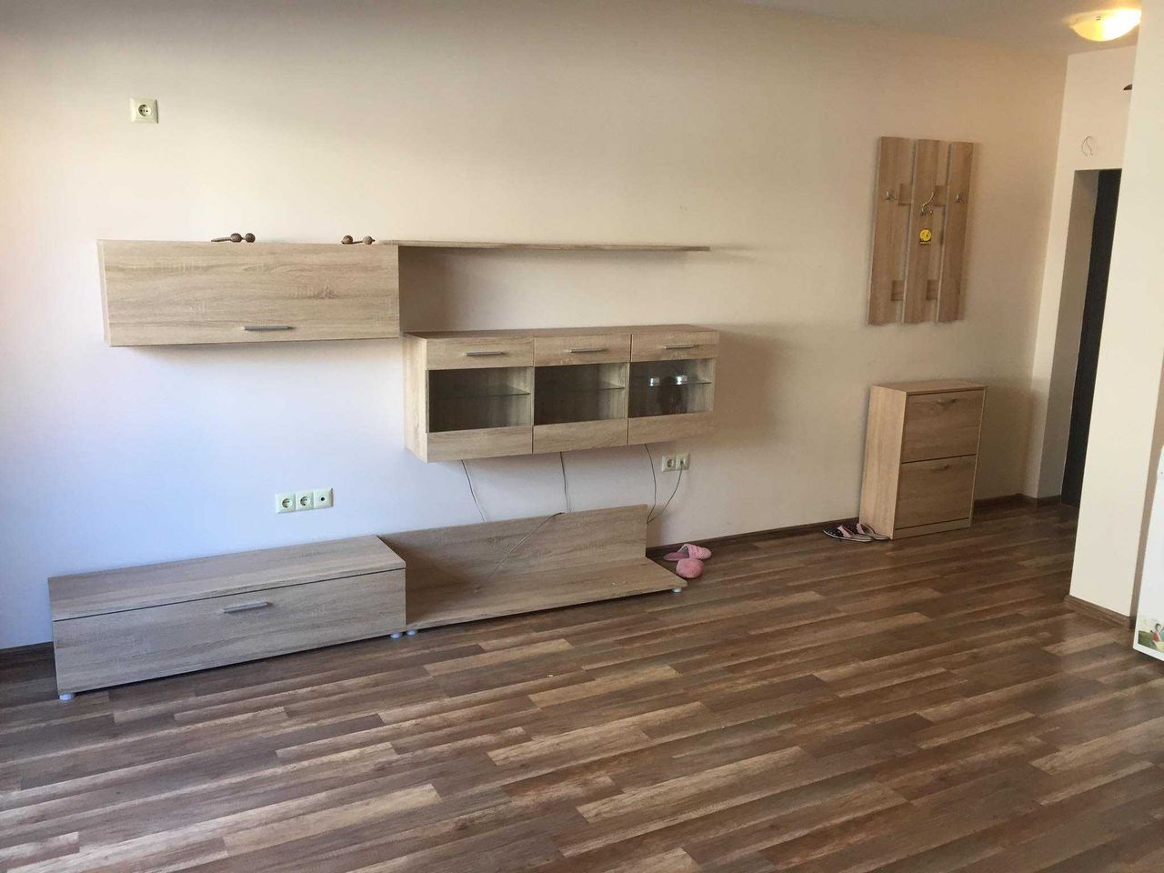 Дава се под наем Едностаен апартамент в Бургас, Сарафово - 37 кв.м за 175 € - Снимка #2